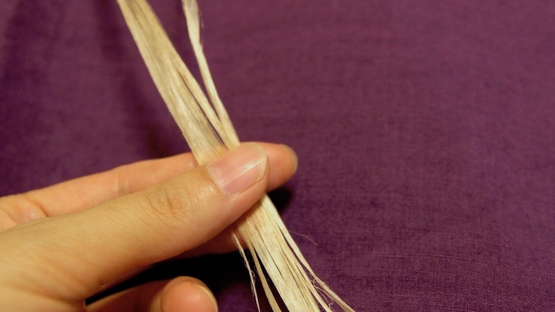 長い紐の作り方 精麻でひもづくり 麻糸village